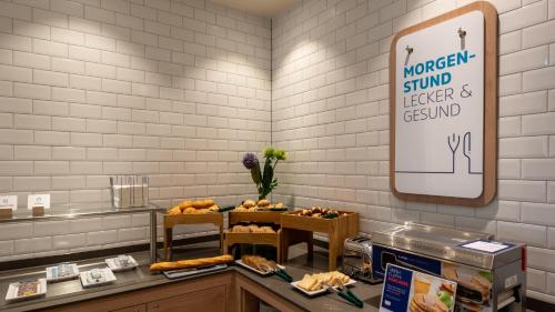 Holiday Inn Express - MUNICH NORTH by IHG, Мюнхен (фото 10)
