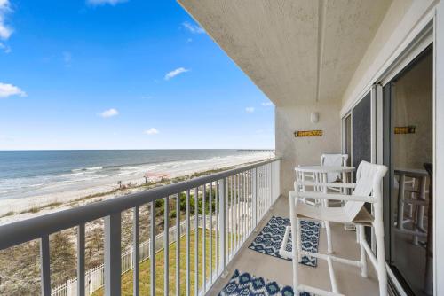 . Jacksonville Beachdrifter 403, 2 Bedrooms, BeachFront, Pool, Sleeps 4