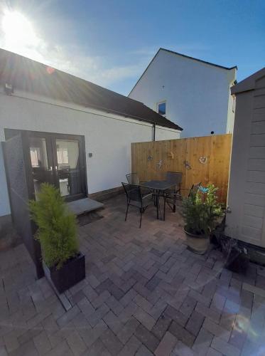 Dalgety Bay Luxury Studio Apartment in Saint Davids