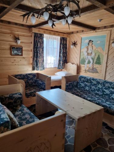 3 twin beds