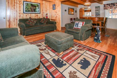 Big Bear Mountain Escape - image 4