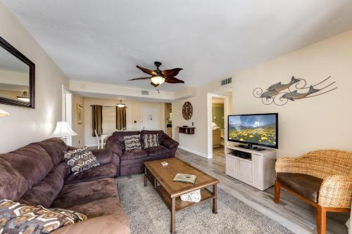 Santa Maria II 105 2 Bedrooms Heated Pool Sleeps 6 Hot Tub - image 11