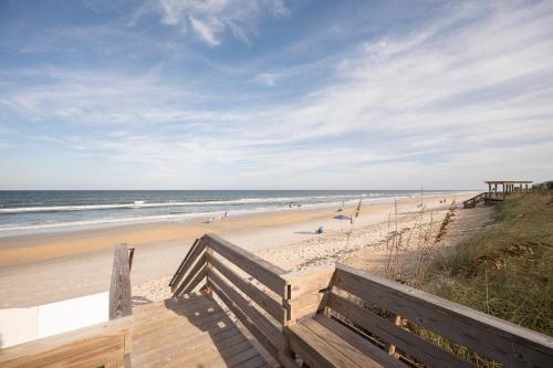 Sunshine Beach 3 Bedrooms Private Pool WiFi Pet Friendly Sleeps 8 - image 6