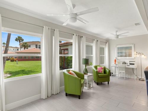 Vista Hermosa 189, Wireless Internet, 2 Bedrooms, Pool, Sleeps 6 in Sarasota, USA