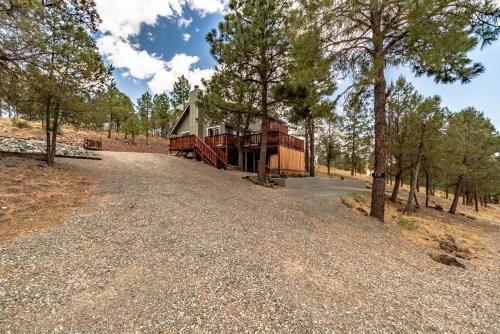 Casa Del Rey 3 Bedrooms Fireplace Hot Tub Foosball Private Sleeps 8 - image 11