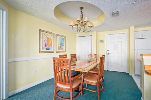 Ocean Walk Place - image 13