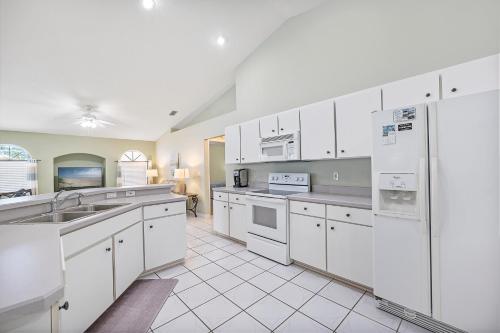 Coquina Dreams 3 Bedrooms Private Pool Sleeps 8 - image 9