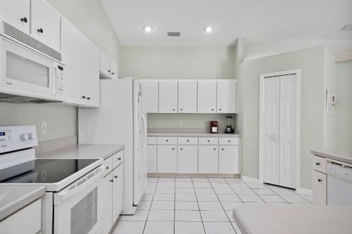 Coquina Dreams 3 Bedrooms Private Pool Sleeps 8 - image 11