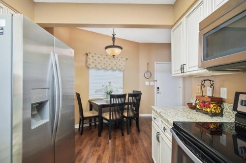 Surf Club I 1403 2 Bedrooms Sleeps 6 4th Floor Ocean Front Pool WiFi - image 12