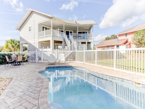 Ocean Walk, 2 Bedrooms, Sleeps 6, Ocean Views, New Pool