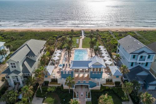 221 Cinnamon Beach 3BR 3BA Corner Pools Gym Spa Sleeps 8 - image 3