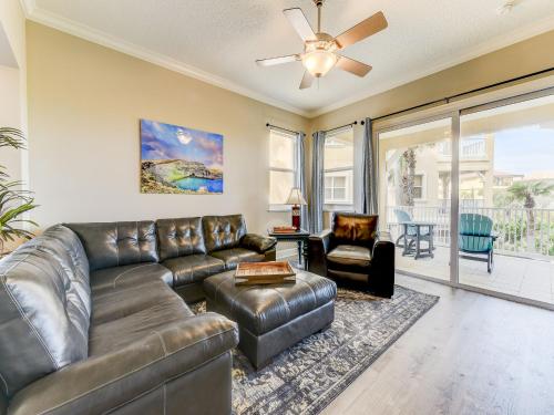 221 Cinnamon Beach 3BR 3BA Corner Pools Gym Spa Sleeps 8 - image 7