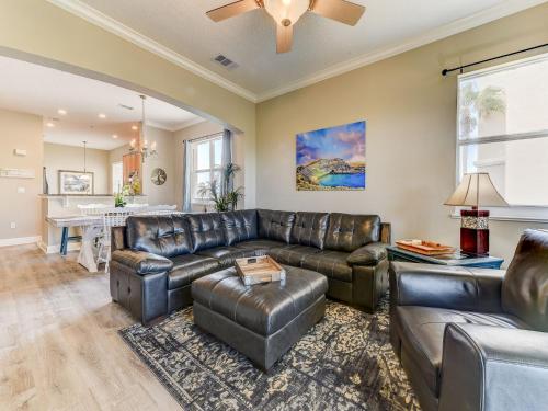 221 Cinnamon Beach 3BR 3BA Corner Pools Gym Spa Sleeps 8 - image 10