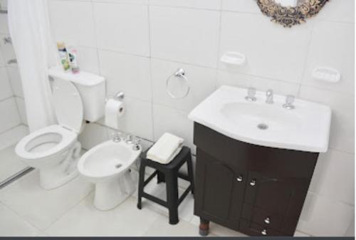 Vannas istaba, Posada Doña Emilia Amarfil (Posada Dona Emilia Amarfil) in Albardon