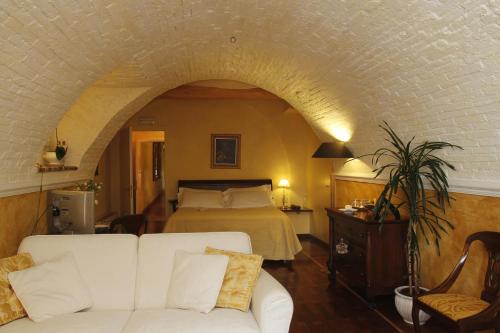 Superior Double Room image 5