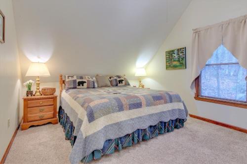 Bear Trails 2 Bedrooms Pool Access Fireplace Hot Tub WiFi Sleeps 6 - image 10
