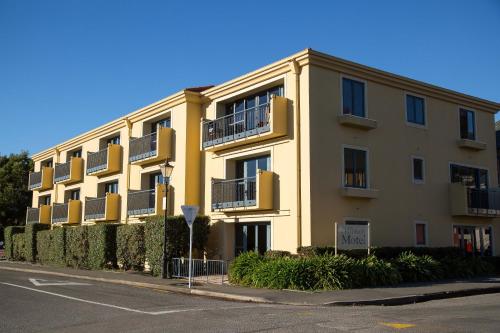 Akaroa Criterion Motel - Accommodation - Akaroa