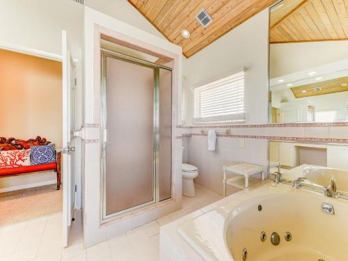 Ocean Pearl 4 Bedrooms Sleeps 13 Private Pool Ocean Front - image 11