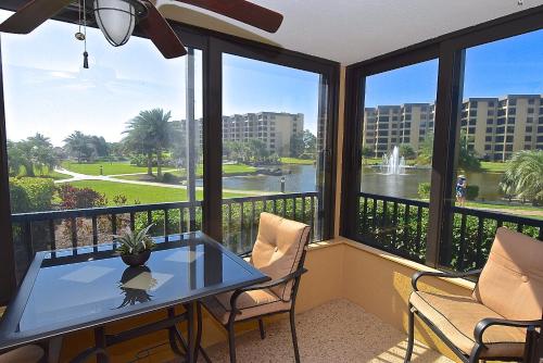 Gulf and Bay Club 102B Sleeps 4 Beach Front Ground Floor 2 Bedrooms - image 2