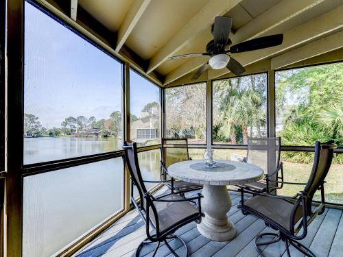 Fishermans Cove 45 WiFi End Unit 2 Bedrooms Sleeps 6 - image 14