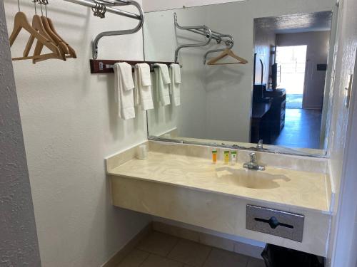Luxury Inn in Montgomery, USA