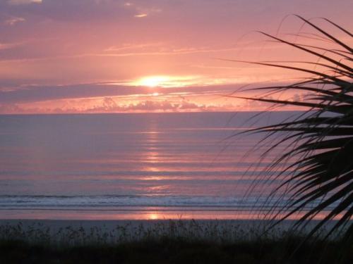 Island View, 2 Bedrooms, Sleeps 8, Ocean Front, Pool, Tennis, WiFi 2