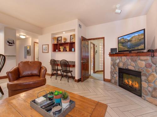Big Bear Resort - image 10