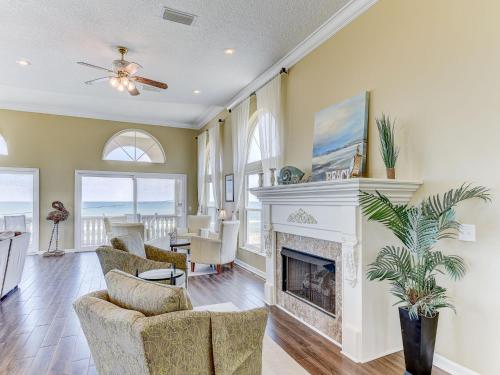 Wave Watch 6 Bedrooms Sleeps 13 Ocean Front Private Pool Spa - image 10