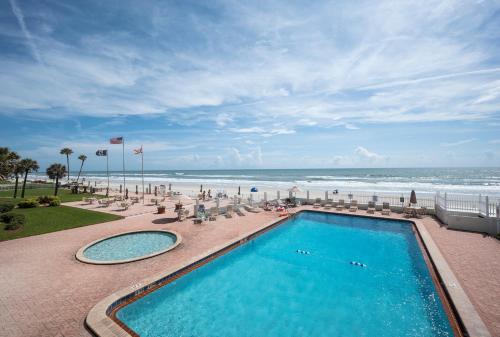 Ocean Jewel 219 1 Bedroom Ocean View 2nd Floor Pool Sleeps 6 - image 5