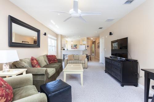 Canopy Walk 235 Bedrooms Sleeps 8 Intracoastal View 3rd Floor WiFi - image 11