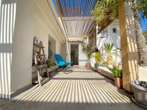  Denia´s Beach House - Colibri, Pension in Denia