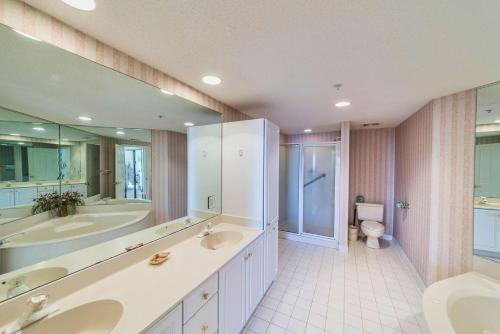 Hampton 6107 2 Bedroom Sleeps 6 Large Pool Oceanfront View - image 10