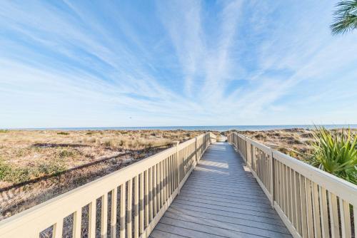 Hampton 6107 2 Bedroom Sleeps 6 Large Pool Oceanfront View - image 12