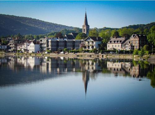  Escale Chambre d´hôtes Au coeur du vieux Profondeville entre Namur et Dinant, Pension in Profondeville bei Bioul