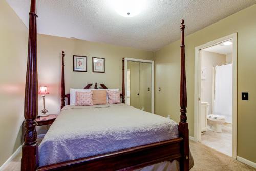 Believe 2 Bedrooms Pool Access WiFi Hot Tub Pet Friendly Sleeps 6 - image 10