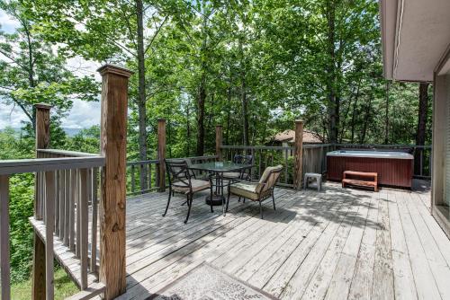 Believe 2 Bedrooms Pool Access WiFi Hot Tub Pet Friendly Sleeps 6 - image 14