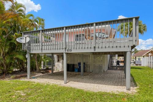 Lazy Lagoon 1 Bedroom Bay side Sleeps 4 Walk to the Beach - image 14