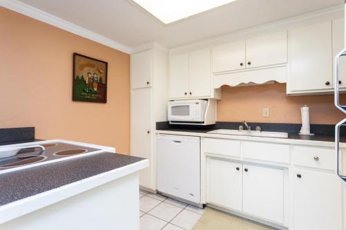 Jacksonville Beach Costa Verde 2337-202 2 Bedrooms Pool Sleeps 4 - image 11