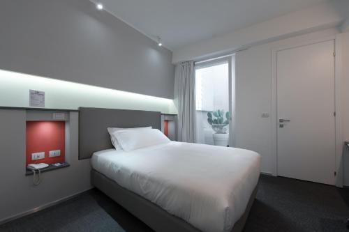 Executive Inn Boutique Hotel - image 7