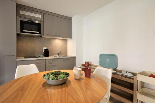 The 109 - Stunning new studios by the lake, close to city center of Lausanne in Paudex