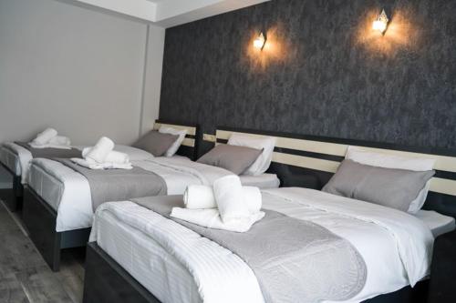 Besami Hotel Room Type - Triple Room