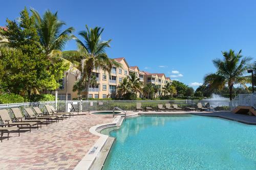 Bella Lago 324 3 Bedrooms Sleeps 6 Tennis Elevator Heated Pool Gym - image 2
