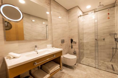 Radisson Hotel Istanbul Harbiye Room Type - Superior Room