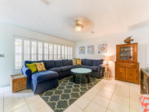 Ocean 14 4 Bedrooms Ocean View WIFI Pet Friendly Sleeps 13 - image 2