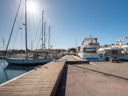 Apartment Les Cascadelles-13 by Interhome Apartment Les Cascadelles-13 by Interhome