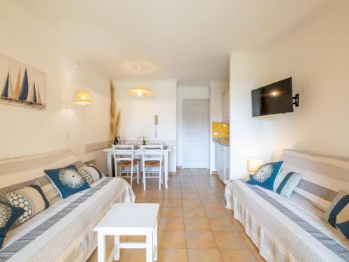 Apartment Les Rivages des Issambres-7 by Interhome