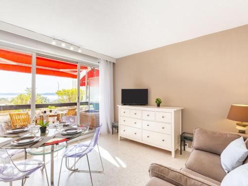 Apartment Le Grand Large-4 by Interhome - Location saisonnière - Sainte-Maxime