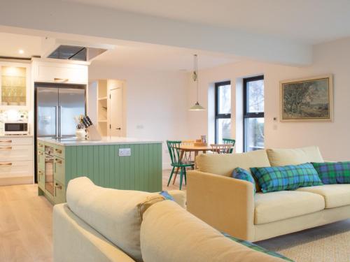 Holiday Home Husabut by Interhome in Boreraig
