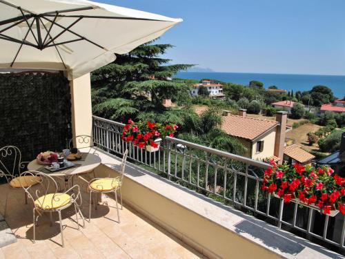 Apartment La Terrazza Di Dinky by Interhome