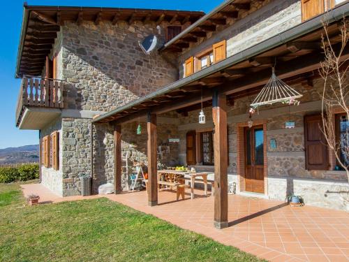  Apartment Il Girasole by Interhome in Piazza al Serchio